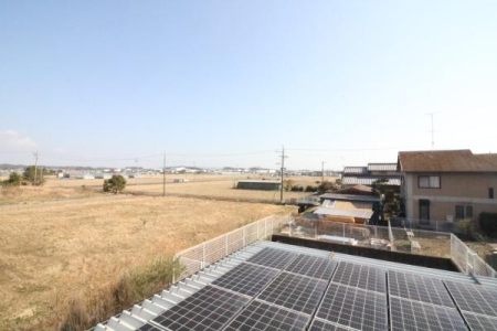 �Z�˂���̒��]�ʐ^ -