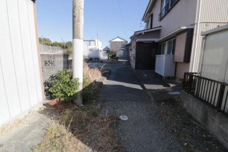 �O�ʓ��H�܂ތ��n�ʐ^ -