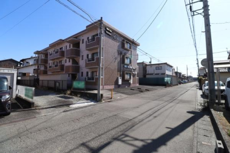 �O�ʓ��H�܂ތ��n�ʐ^ -