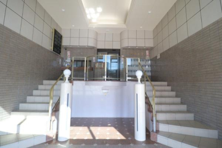 �G���g�����X -