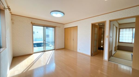 ���r���O ���r���O�ʊp�x