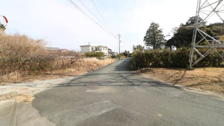 �O�ʓ��H�܂ތ��n�ʐ^ -