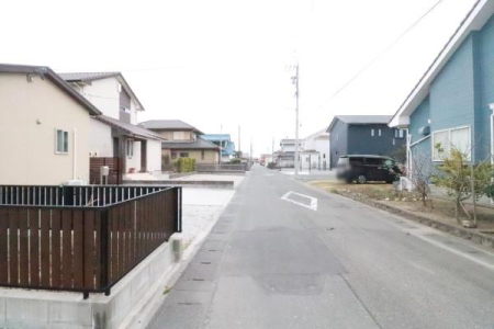 �O�ʓ��H�܂ތ��n�ʐ^ �������H�̗l�q