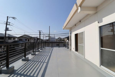 �o���R�j�[ -