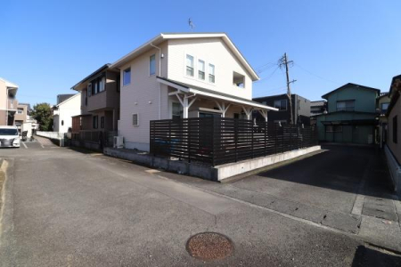 �O�ʓ��H�܂ތ��n�ʐ^ -