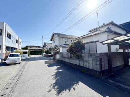 �O�ʓ��H�܂ތ��n�ʐ^ �O�ʓ��H�̗l�q