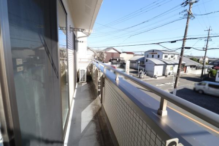 �o���R�j�[ -