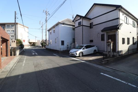 �O�ʓ��H�܂ތ��n�ʐ^ -