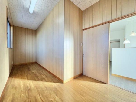 ���[ �G�ߕ��̕ۊǂ͂������A���ւ��̕����Ƃ��Ă����p�ł���֗��ȋ�Ԃł��B