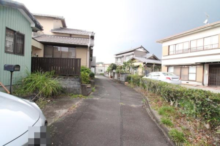 �O�ʓ��H�܂ތ��n�ʐ^ -