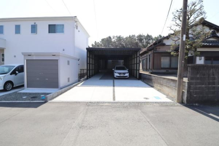 �O�ʓ��H�܂ތ��n�ʐ^ -