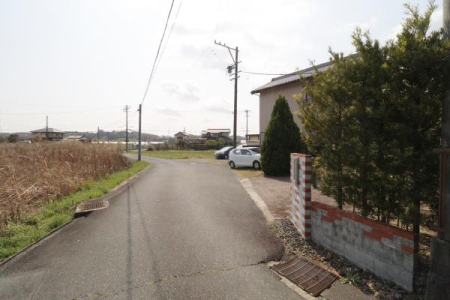 �O�ʓ��H�܂ތ��n�ʐ^ -