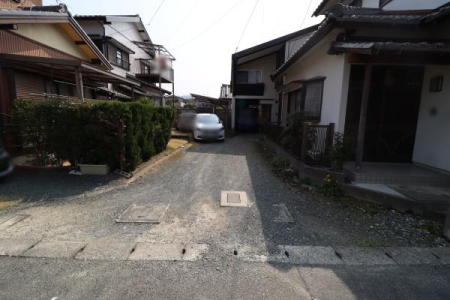 �O�ʓ��H�܂ތ��n�ʐ^ -