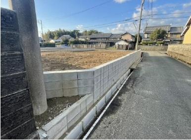 �O�ʓ��H�܂ތ��n�ʐ^ �O�ʓ��H�̗l�q