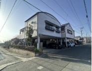 �O�ʓ��H�܂ތ��n�ʐ^ ���H�̗l�q�ƕʊp�x����̊O��