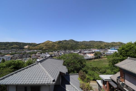 �Z�˂���̒��]�ʐ^ -