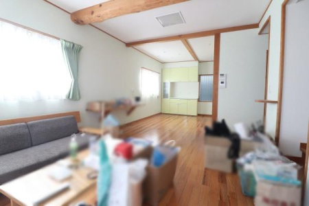 ���r���O -