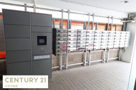 ���r�[ ���[���{�b�N�X�Ƒ�z�a�n�w���ݒu����Ă��܂�