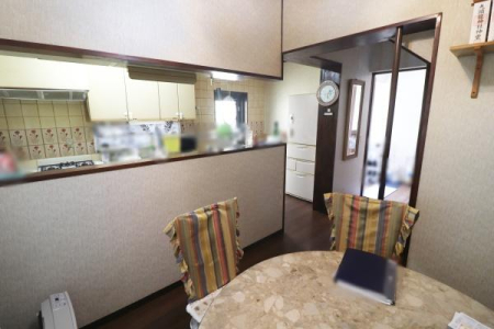 ���r���O -