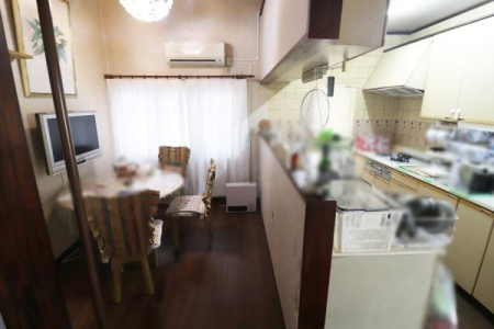 ���r���O -