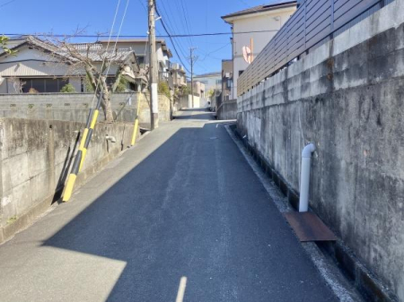 �O�ʓ��H�܂ތ��n�ʐ^ -