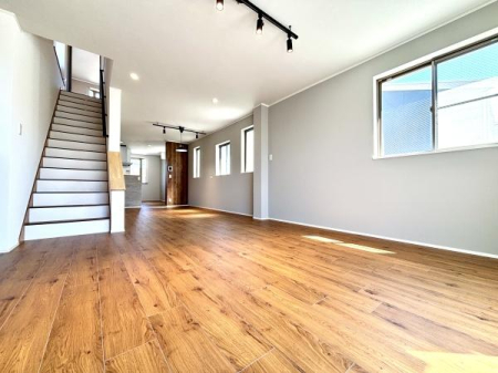 ���r���O ���r���O�ʊp�x