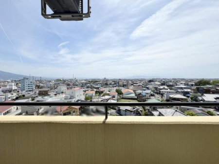 �o���R�j�[ ���]