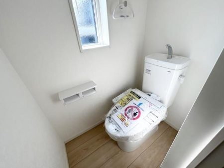�g�C�� �������֍��t���̃g�C���ŁA��N��ʂ��ĉ��K�ɂ����p�ł��܂��B