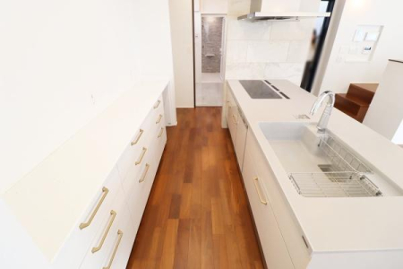 �L�b�`�� -