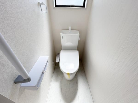 �g�C�� 2�K�g�C���̗l�q