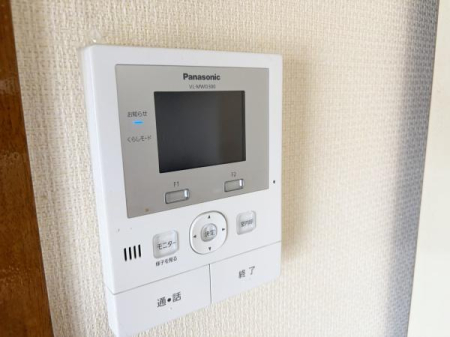 ���̑� TV���j�^�[�t�C���^�[�z��