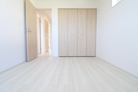 �q������ 2�K�m����5.25���A�ʊp�x�B�N���[�[�b�g�t���I