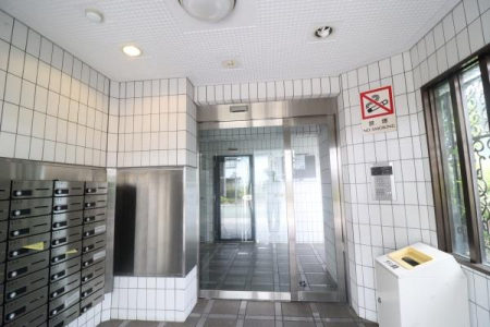 �G���g�����X -