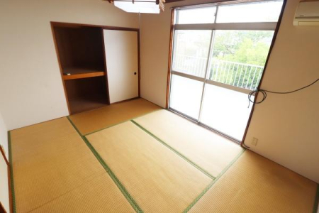 �a�� -