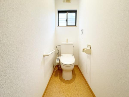 �g�C�� �������֍��t���̃g�C���ŁA��N��ʂ��ĉ��K�ɂ����p�ł��܂��B