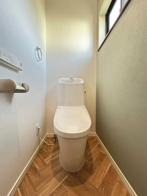�g�C�� 2�K�g�C���V�i�������݂ł�