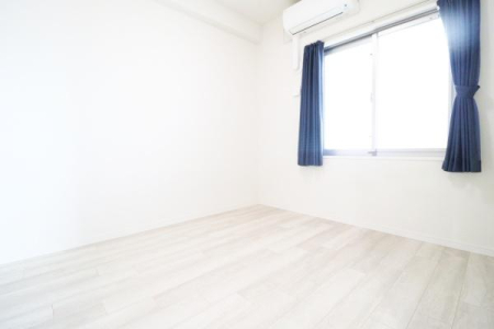 �m�� -
