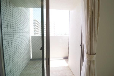 �o���R�j�[ -