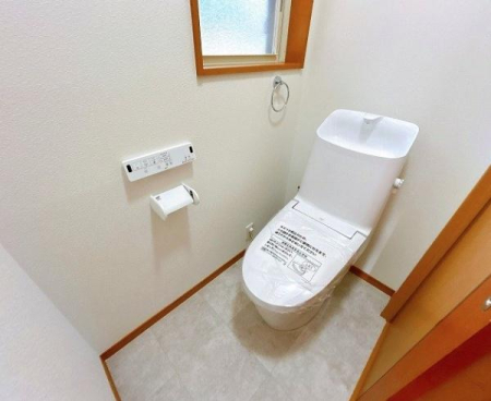 �g�C�� �������֍��t���̃g�C���ŁA��N��ʂ��ĉ��K�ɂ����p�ł��܂��B