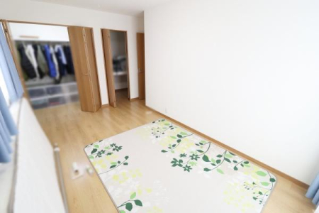 �m�� -