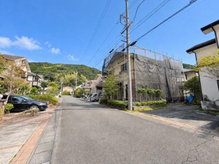 �O�ʓ��H�܂ތ��n�ʐ^ �����̂��������\�I���⍇��������(^_^)�i2026.10.2�B�e�j
