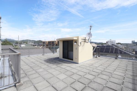 �o���R�j�[ -