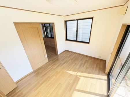 �m�� �V���v���ȓ����̂������́A�Ƒ��\���⃉�C�t�X�^�C���ɍ��킹�ėl�X�ȗp�r�ł��g�����������܂��B

