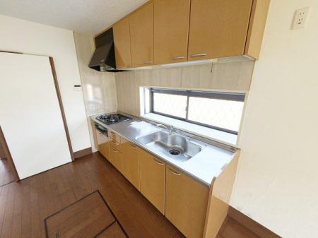 �L�b�`�� �傫�ȑ��Ƃ�Ƃ肠��X�y�[�X�œ��X�̂����������K�Ɂ�