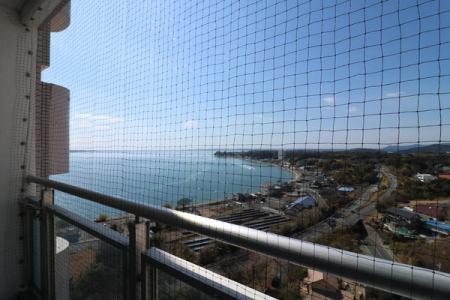住戸からの眺望写真 １３階のバルコニーからの眺め。
開放感のある現地です。